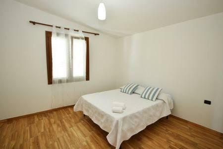 Guest House Shkoza