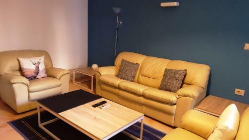 Villa With Parking In Tirana