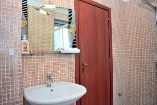 Spacious Sweet Apartment - 602