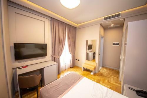 City Center Hotel