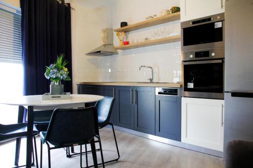 Feel At Home Apartment! Near The Center.