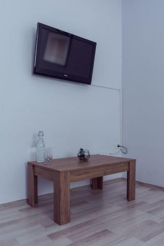 Art Hostel & Apartments