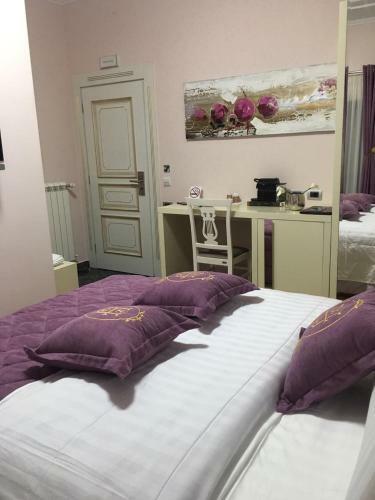 Hotel Lux De Paris