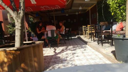 Andre Hostel