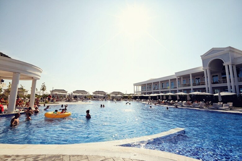 Hotel Velipoja Grand Europa Resort