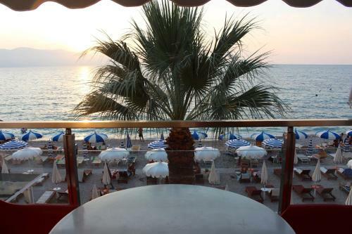 Hotel Palmanova Beach Mardok