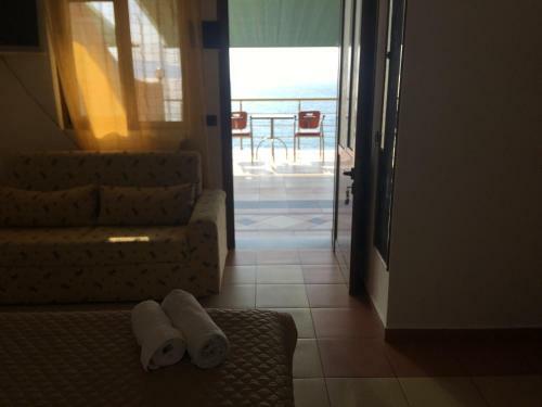 Hotel Blue Dream