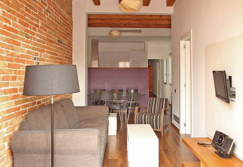 MH Apartments Center