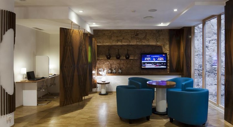 Ako - Premium Suite Hotels