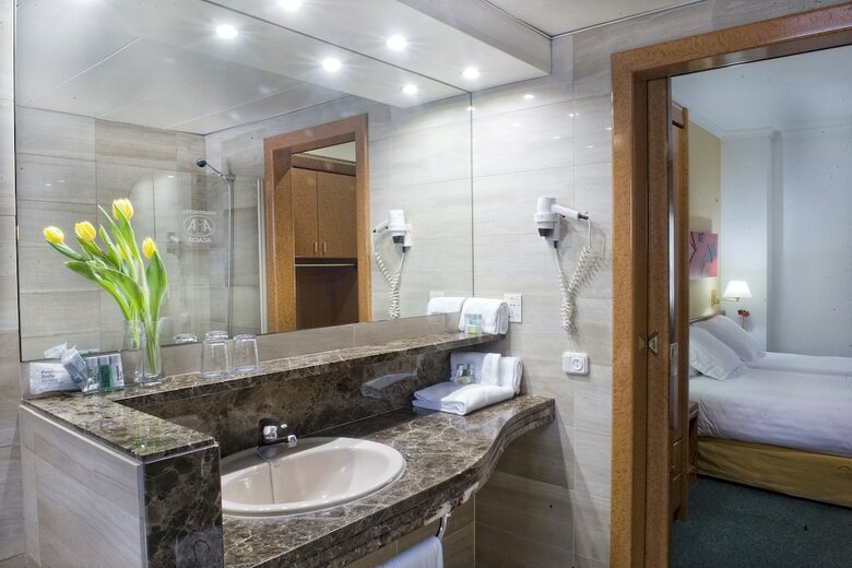 Aparthotel Husa Acacia