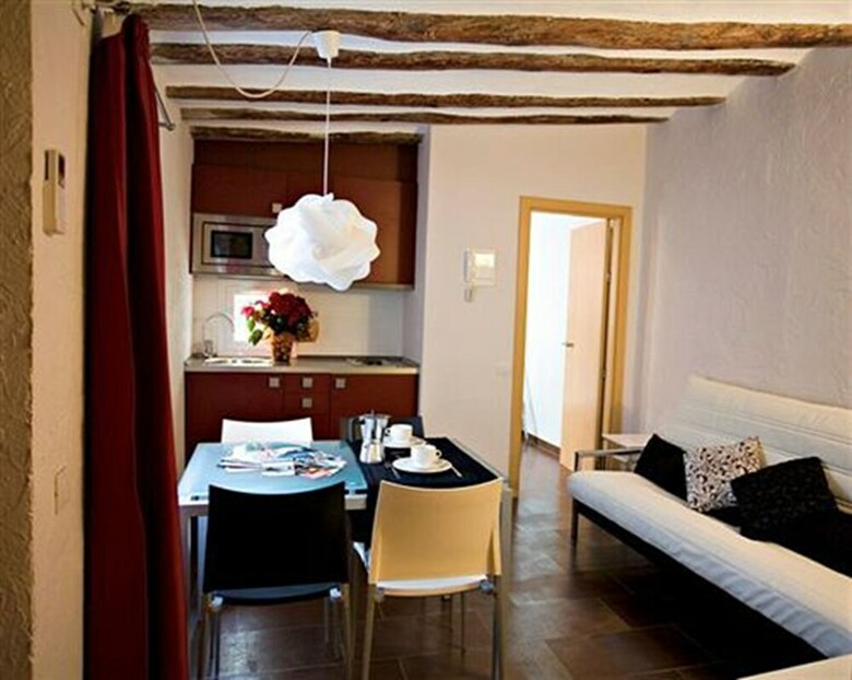 Ciutat Vella Apartments