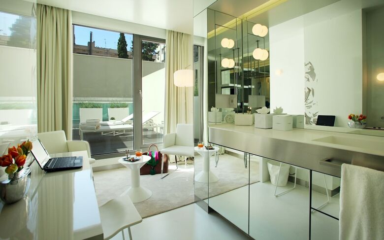 Hotel The Mirror Barcelona