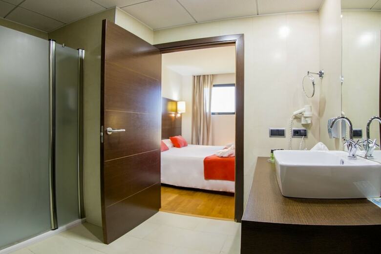 Hospedium Hotel Valles De Gredos Golf