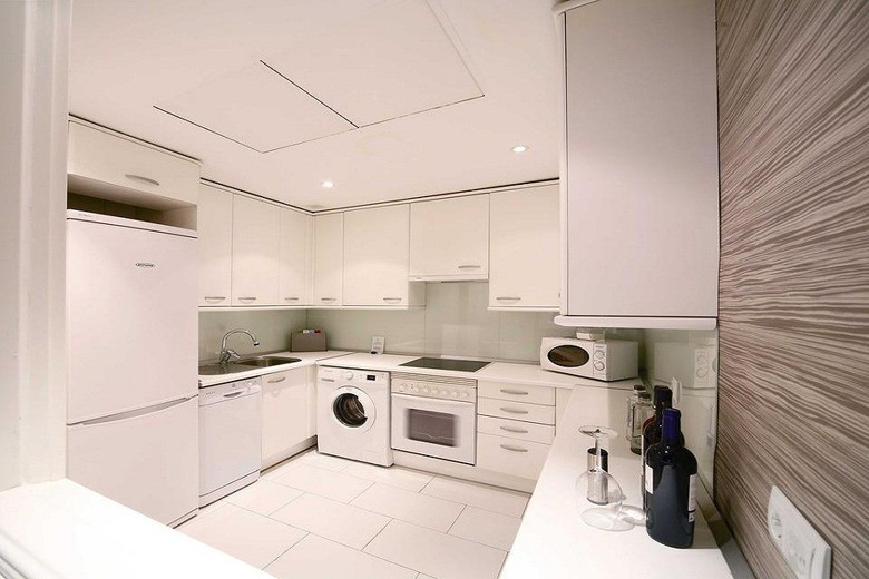 Hotel Luxury Suites