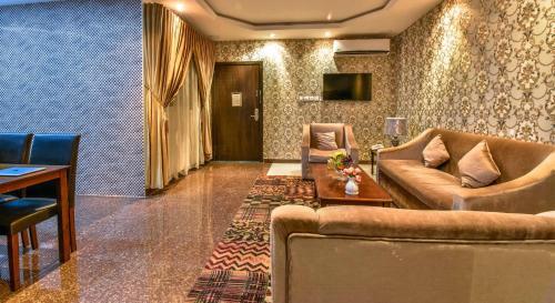Apartamento Retaz Hotel Suites