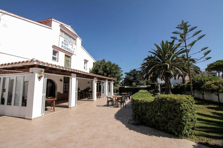 Hostal Port Fornells