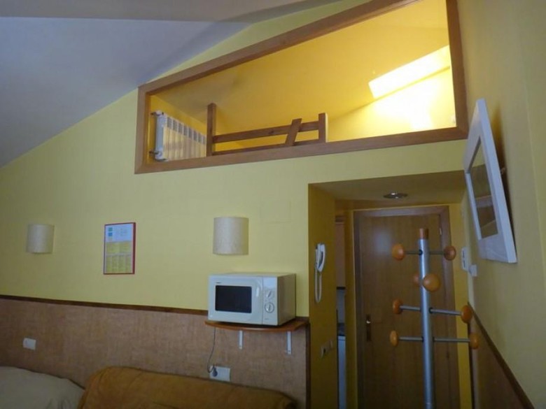 Aparthotel Llemp�