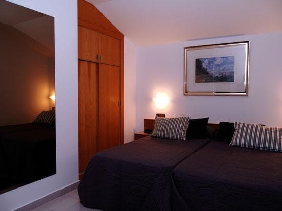 Apartamentos Crest Pas