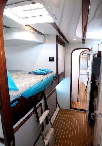 Catamaran Angelique II