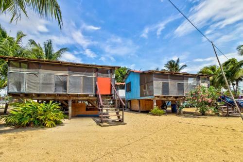 Carol's Cabanas