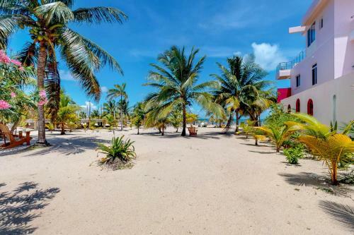 Sandy Feet Cabanas