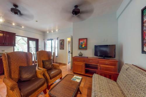 Condo #24 @ Beachside Villas