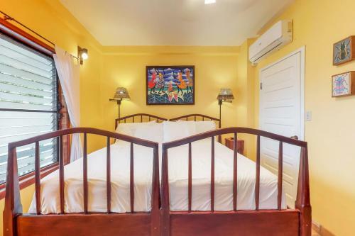 Condo #24 @ Beachside Villas