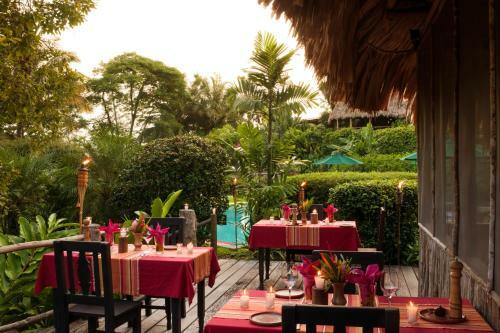 Blancaneaux Lodge