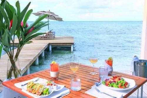 Hotel Cayo Espanto