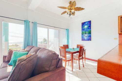 Suite E202 Mara Laguna