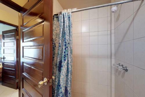 Suite G303 Mara Laguna