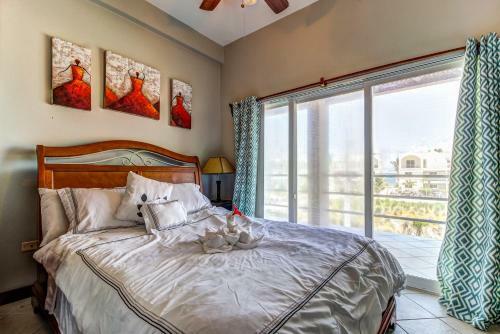 Suite A201 Mara Laguna