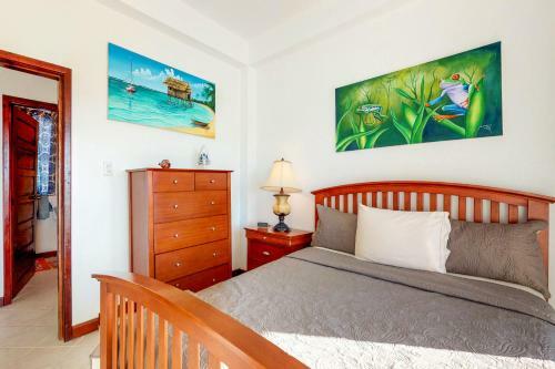 Suite E203 Mara Laguna
