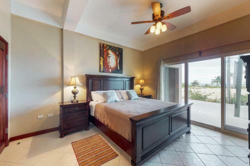 Mara Laguna C Suites
