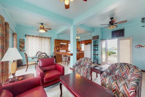 Mara Laguna C Suites
