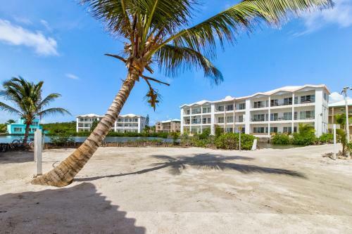 Mara Laguna C Suites