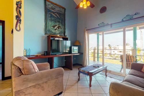 Suite A302 Mara Laguna