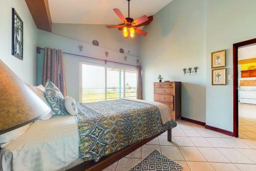Suite A302 Mara Laguna