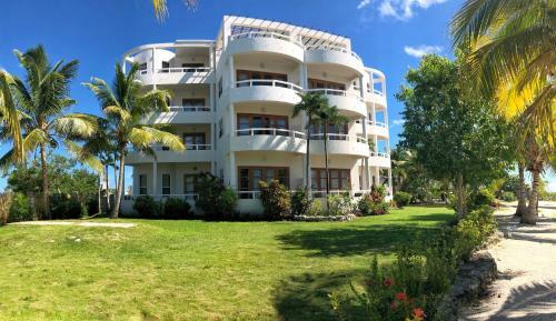 Hotel Brahma Blue