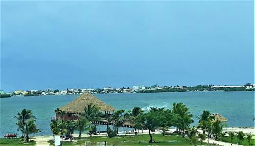 Hotel Brahma Blue
