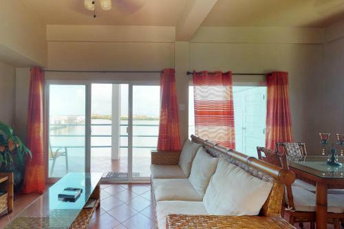Suite H203 Mara Laguna