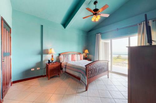 Suite C303 Mara Laguna