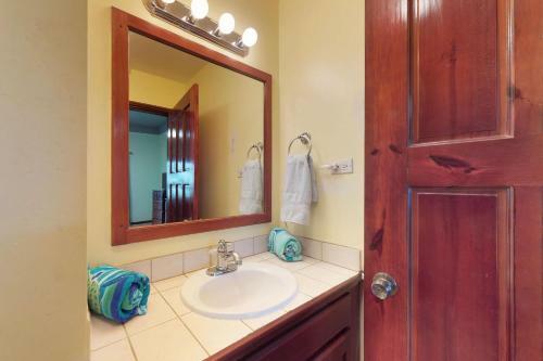 Suite B103 Mara Laguna