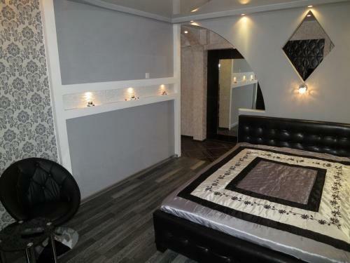 Apartment In Suvorov Street