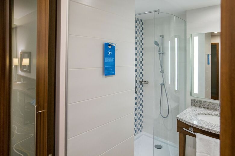 Hotel Hampton By Hilton Brest