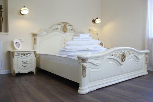 Hostal Lebediny Guest House