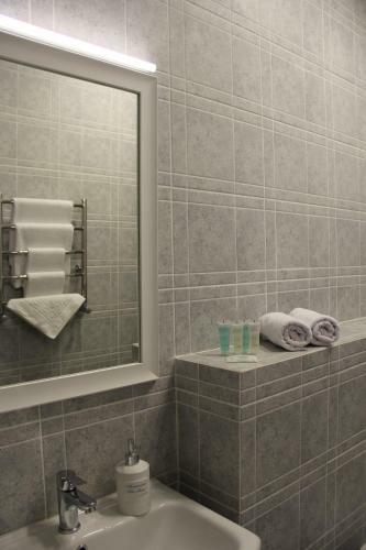 Hostal Lebediny Guest House