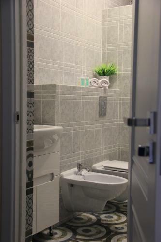 Hostal Lebediny Guest House