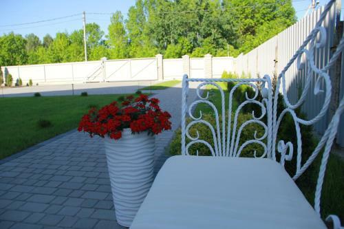 Hostal Lebediny Guest House