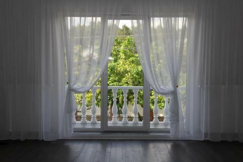 Hostal Lebediny Guest House